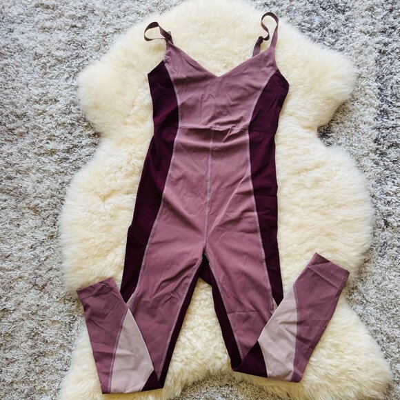 Outdoor Voices SuperForm™ Full Length Bodysuit Deep Taupe/Shiraz/Mocha - Picture 5 of 12